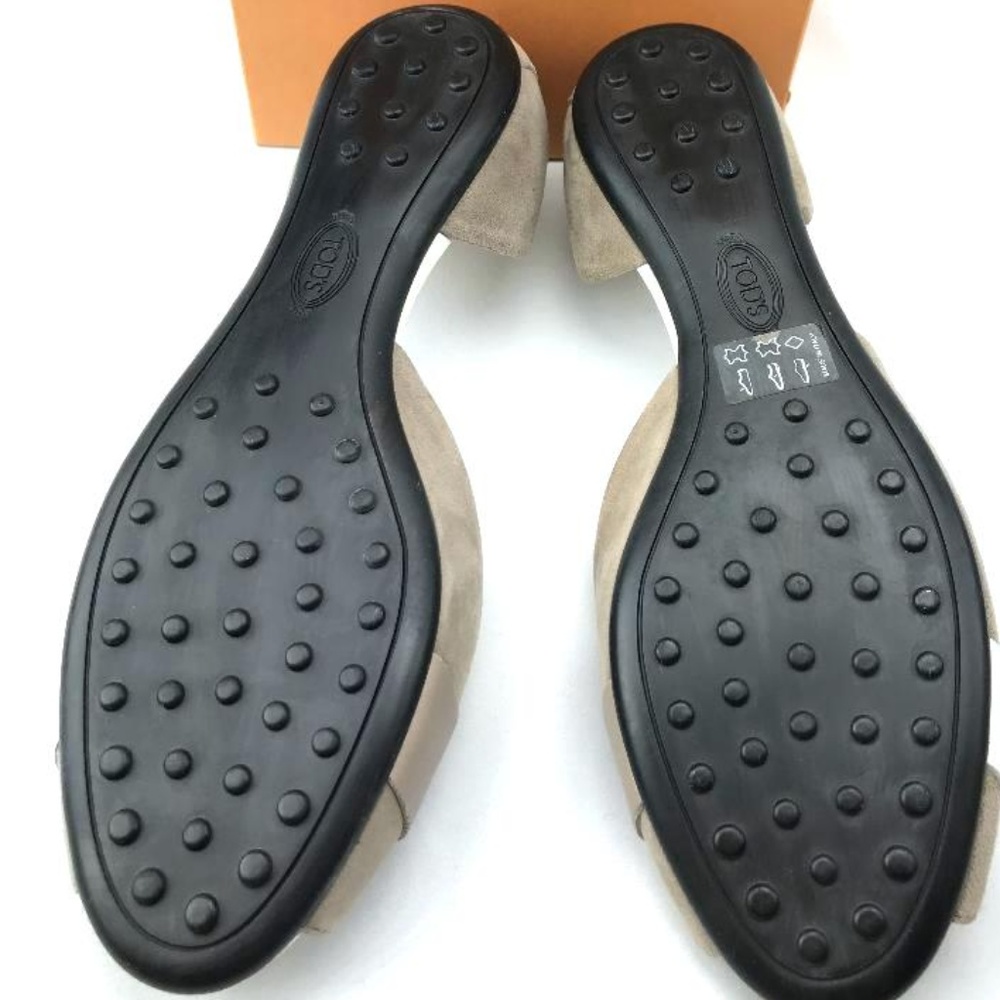 TOD'S Open Toe Cutout Flats in 100% Italian Suede - Picture 2 of 7